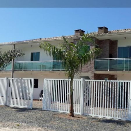 Conjunto Residencial Verdes Mares Guaratuba Εξωτερικό φωτογραφία