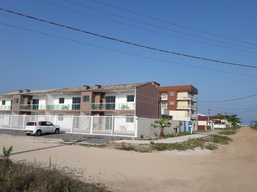 Conjunto Residencial Verdes Mares Guaratuba Εξωτερικό φωτογραφία